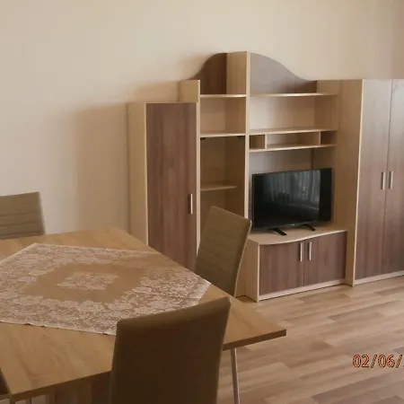 In Brisas Aparthotel 4*