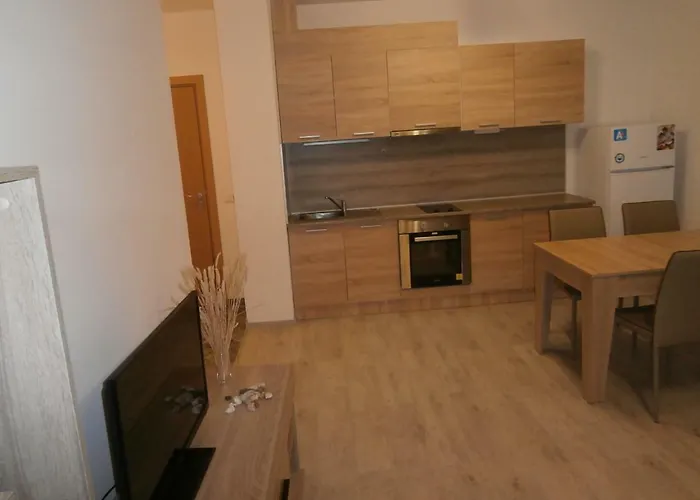 Apart-hotel In Brisas